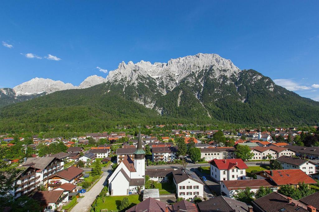 Alpenappartements Schwalbennestl Mittenwald Esterno foto