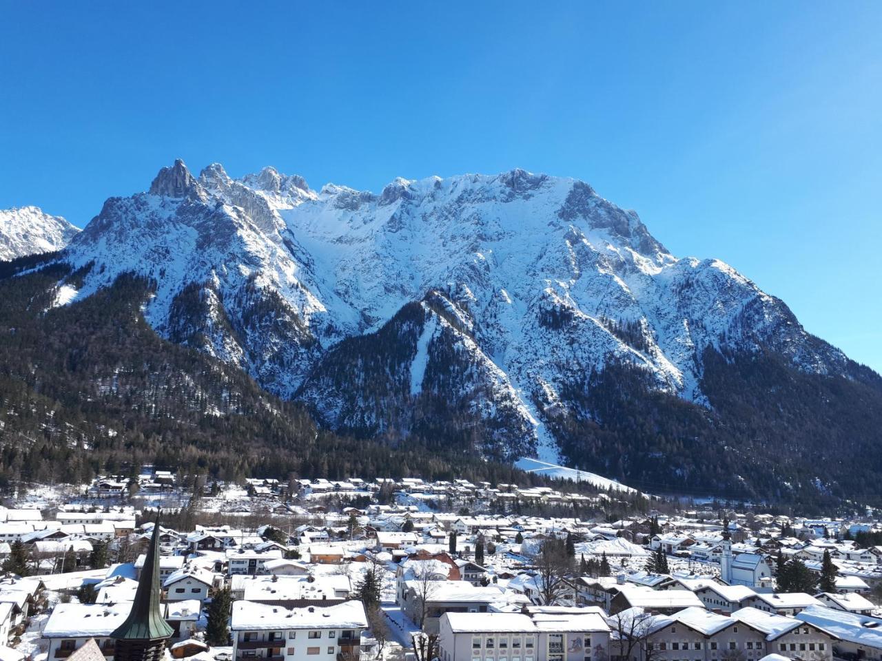 Alpenappartements Schwalbennestl Mittenwald Esterno foto